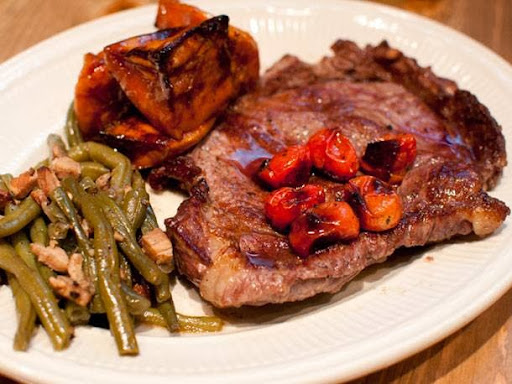 Bar «Butcher Bar», reviews and photos, 37-10 30th Ave, Astoria, NY 11103, USA