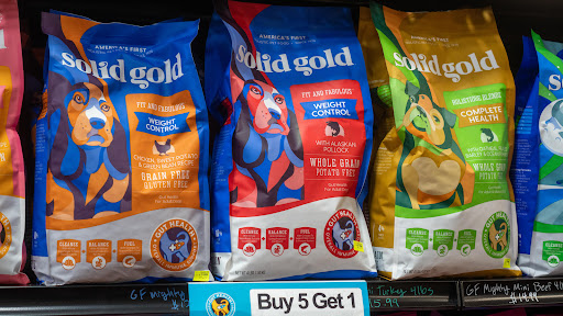 Pet Supply Store «Wags To Wiskers Pet Supplies», reviews and photos, 2423 W Stadium Blvd, Ann Arbor, MI 48103, USA