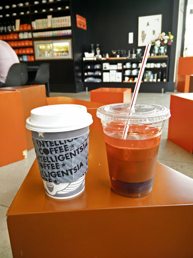 Coffee Shop «Intelligentsia Coffee Wicker Park Coffeebar», reviews and photos, 1609 W Division St, Chicago, IL 60622, USA