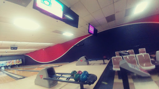 Bowling Alley «AMF Centereach Lanes», reviews and photos, 40 Horseblock Rd, Centereach, NY 11720, USA