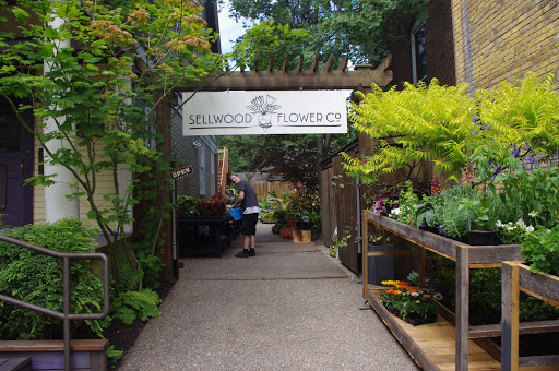 Florist «Sellwood Flower Company», reviews and photos, 8215 SE 13th Ave, Portland, OR 97202, USA