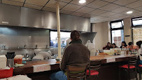Atmosphère du Restaurant de nouilles (ramen) Higuma à Paris - n°17