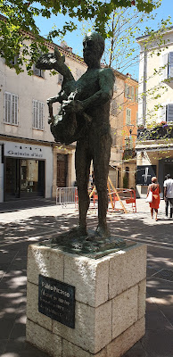 Bar Pmu Du Centre à Vallauris
