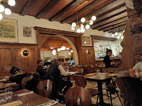 Atmosphère du Restaurant de spécialités alsaciennes Fischerstub à Schiltigheim - n°1