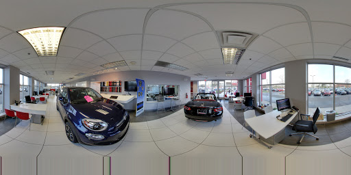 Jeep Dealer «Golling Chrysler Dodge Jeep Ram», reviews and photos, 2405 S Telegraph Rd, Bloomfield Hills, MI 48302, USA