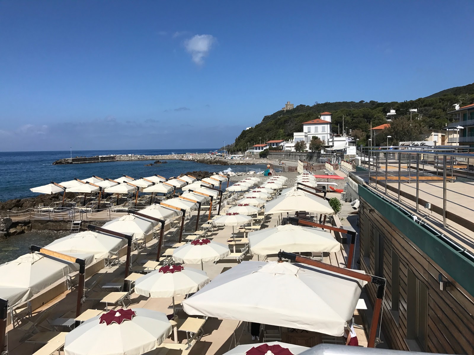 Φωτογραφία του Cala Bianca και η εγκατάσταση