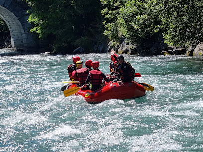 'Eaux Vives Rafting' à Bourg Saint Maurice (Savoie)