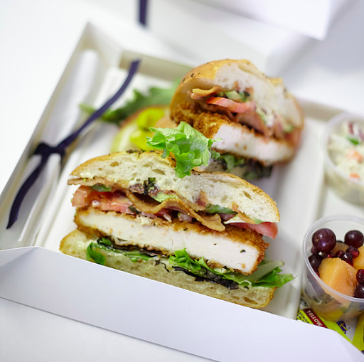 352 S 47th St, Philadelphia, PA 19143, USA