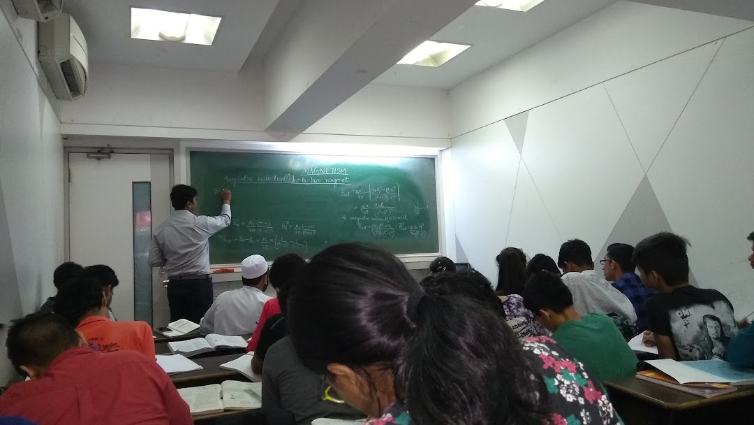 Sinhal Classes