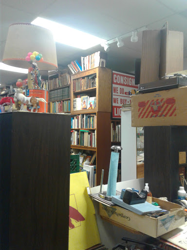 Antique Store «The Antique & Thrift Shop», reviews and photos, 100 Sunrise Hwy, Valley Stream, NY 11581, USA