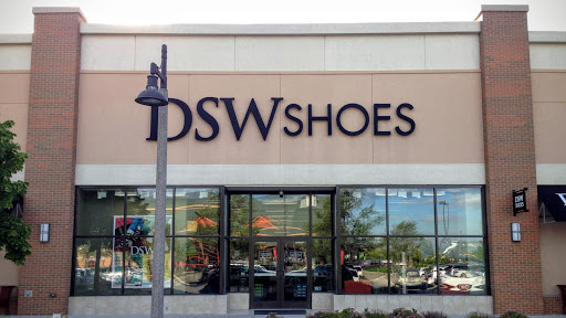 DSW Designer Shoe Warehouse, 635 E Boughton Rd, Bolingbrook, IL 60440, USA, 