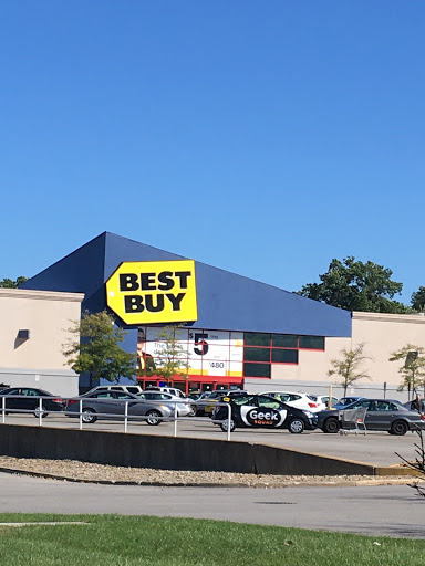 Best Buy, 445 Howe Ave, Cuyahoga Falls, OH 44221, USA, 