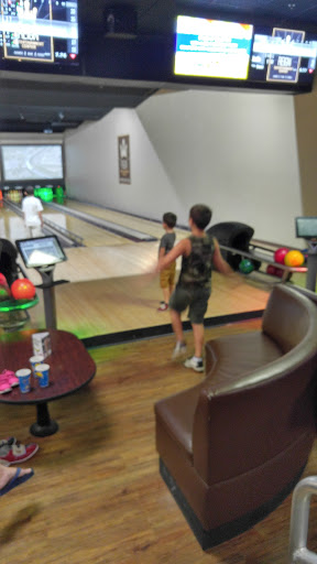 Bowling Alley «Sunshine Bowling Center», reviews and photos, 595 E International Speedway Blvd, DeLand, FL 32724, USA