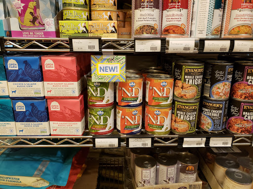 Pet Supply Store «Tre Bone Pet Supply LLC», reviews and photos, 8326 N Lombard St, Portland, OR 97203, USA