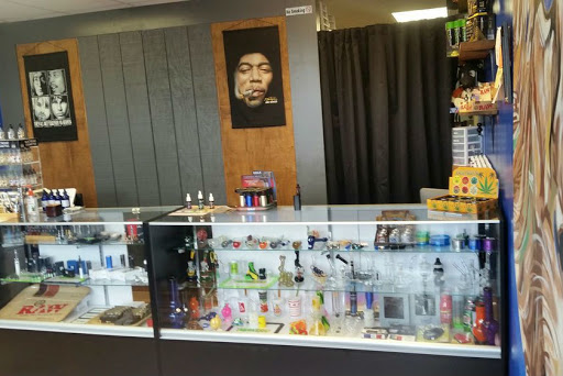 Mtm Clouds Vapor/Smoke Shop, 17891 S Dixie Hwy #101, Miami, FL 33157, USA, 