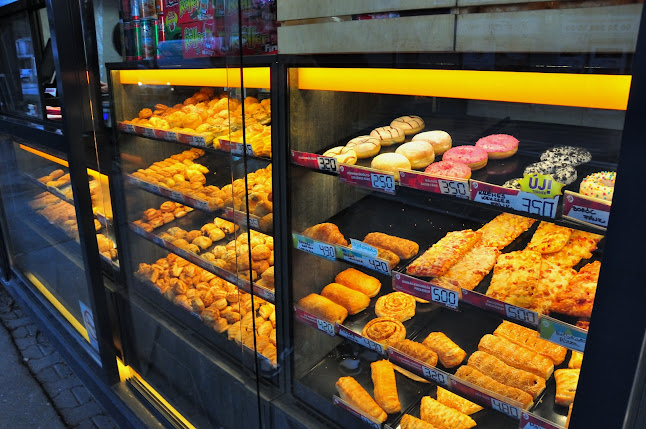 Opinii despre "4" Sajtos Pékség /Fornetti Pékség/ în Sopron - Pékség