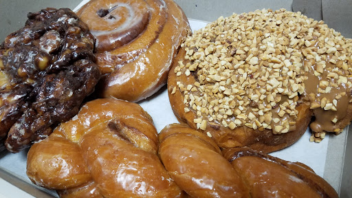 Donut Shop «Old Town Donut Shop», reviews and photos, 3941 Mid Rivers Mall Dr, St Peters, MO 63376, USA