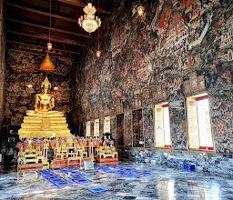 Wat Suthat Thepwararam Ratchaworahawihan photo