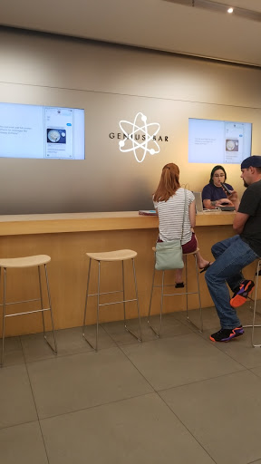 Computer Store «Apple Fashion Fair», reviews and photos, 645 E Shaw Ave, Fresno, CA 93710, USA