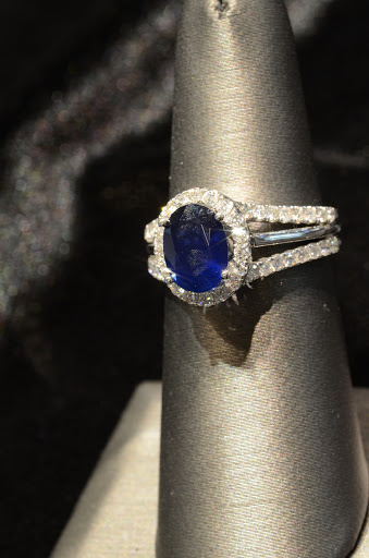 Jeweler «DaValle Jewelers», reviews and photos, 5116 N Harlem Ave, Harwood Heights, IL 60706, USA