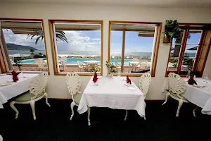 Cliff House Inn and Shoals Restaurant image