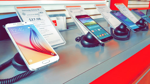 Cell Phone Store «Verizon Authorized Retailer - A Wireless», reviews and photos, 325 Clydesdale Trail #400, Medina, MN 55340, USA