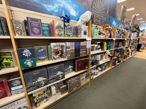 Book Store «Barnes & Noble», reviews and photos, 19401 Alderwood Mall Pkwy, Lynnwood, WA 98036, USA