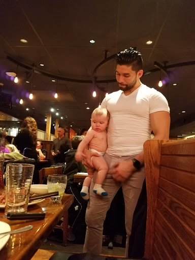 Shopping Mall «Gateway Shopping Center», reviews and photos, 14 Danbury Rd, Wilton, CT 06897, USA