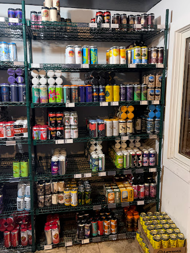 Beer Store «Harvest Wine & Spirits», reviews and photos, 842 Farmington Ave, West Hartford, CT 06119, USA