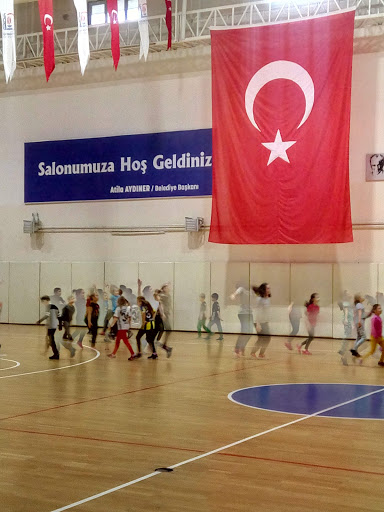 Semih Erden Spor Salonu Istanbul