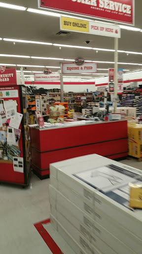 Home Improvement Store «Tractor Supply Co.», reviews and photos, 4377 Genesee Valley Plaza Rd, Geneseo, NY 14454, USA
