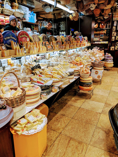 Grocery Store «Westside Market NYC», reviews and photos, 77 7th Ave S, New York, NY 10011, USA