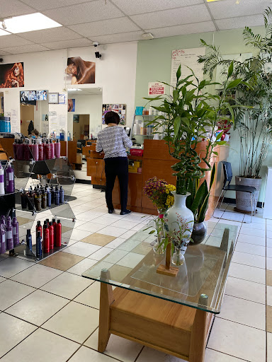 Hair salon El Monte