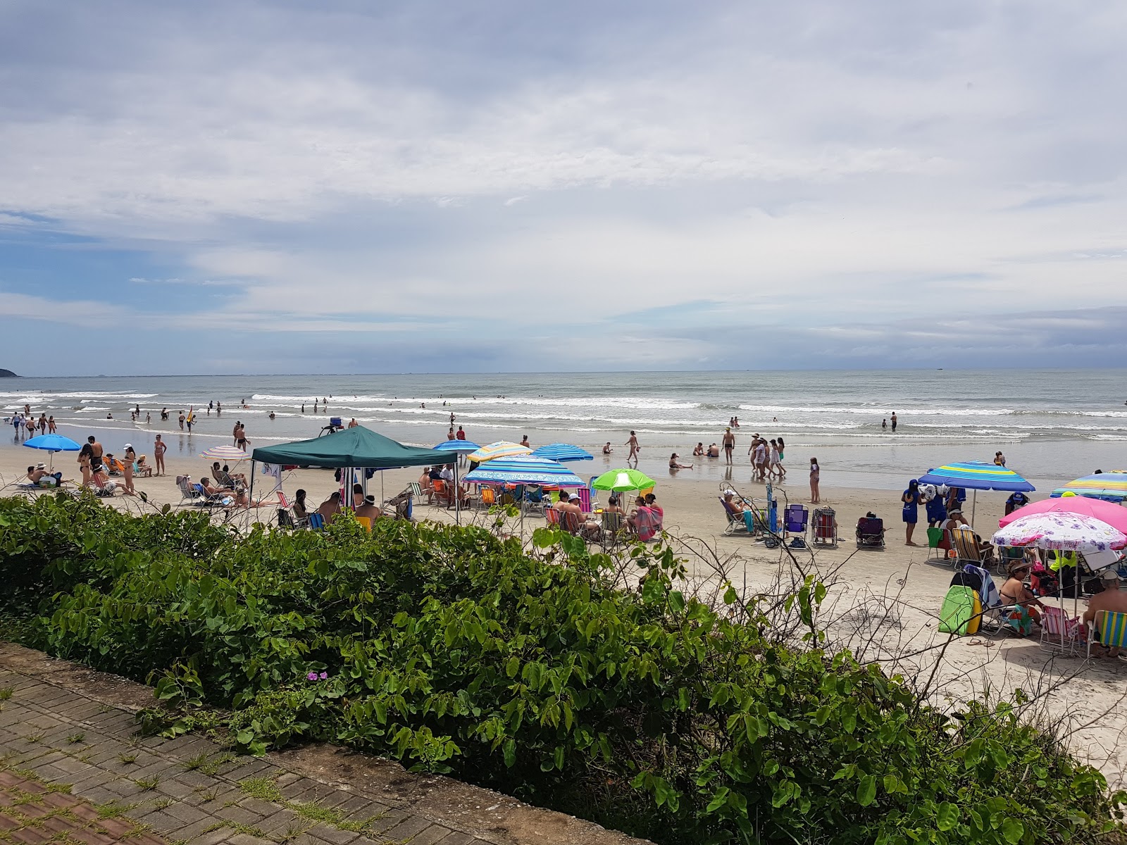 Foto di Spiaggia di Caieiras con molto pulita livello di pulizia