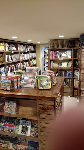 Ye Olde Warwick Book Shoppe, 89 Windermere Ave, Greenwood Lake, NY 10925, USA, 