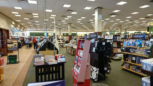 Book Store «Barnes & Noble», reviews and photos, 5601 Brodie Ln #300, Austin, TX 78745, USA