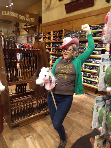 Sporting Goods Store «Bass Pro Shops», reviews and photos, 11550 Lakeridge Pkwy, Ashland, VA 23005, USA