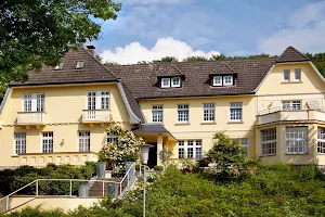 Villa Rosenhof Bad Pyrmont - Wellcomm-Ferienwohnungen image