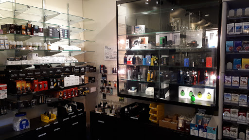 Tobacco Shop «Vapor Smoke Shop», reviews and photos, 435 Stockton St, San Francisco, CA 94108, USA