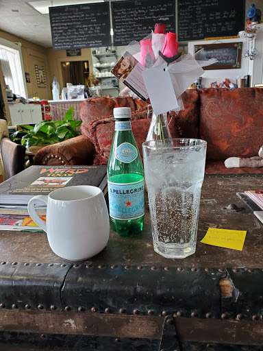 Coffee Shop «The Full Cup Bookstore and Coffee Shop», reviews and photos, 922 S Main St, Weatherford, TX 76086, USA