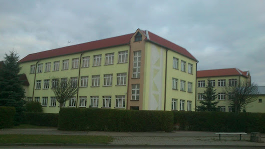 Szkoła Podstawowa nr 7 w Brodnicy Matejki 5, 87-300 Brodnica, Polska