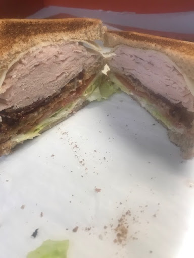 Grocery Store «Bernies General Store», reviews and photos, 1147 Sea St, Quincy, MA 02169, USA