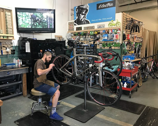 Bicycle Store «Go Green Bicycle Co.», reviews and photos, 118 E Alameda Ave, Burbank, CA 91502, USA