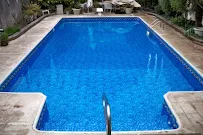 Giant Pool Service Swimming Pool Builder Vinyl Repair - Car repair in , Elk Grove - Rated 4.5/5