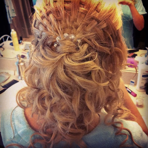 Beauty Salon «SonaLia Hair Salon», reviews and photos, 27629 Chagrin Blvd, Woodmere, OH 44122, USA