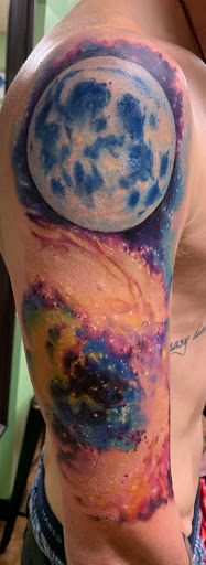 Tattoo Shop «A Thin Line Tattoo», reviews and photos, 9 E Wilson St, Batavia, IL 60510, USA