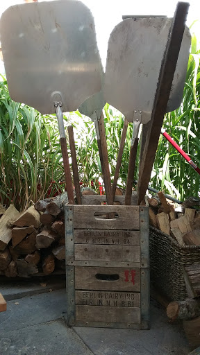 Wine Store «Brown Jug Wine Shop», reviews and photos, 1 Jarves St, Sandwich, MA 02563, USA