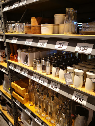 Furniture Store «Crate and Barrel Outlet», reviews and photos, 1317 Inwood Rd, Dallas, TX 75247, USA