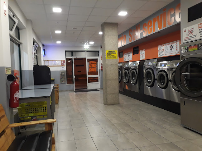 Avaliações doLavandaria Laundry Self-service Lava Bem em Caldas da Rainha - Lavandería