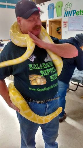 Pet Store «M V Pets», reviews and photos, 7429 S Westnedge Ave, Portage, MI 49002, USA